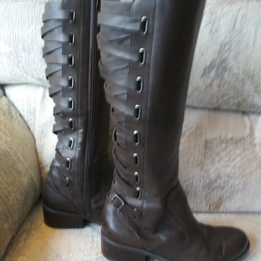 Knee hi boots